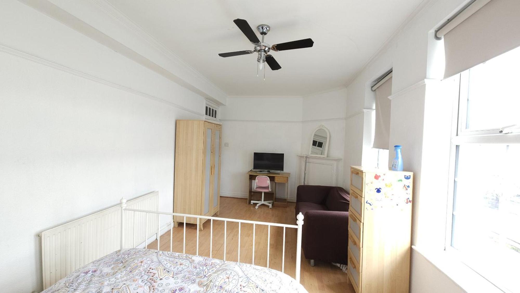 London Edgware Station Apartment Exteriér fotografie