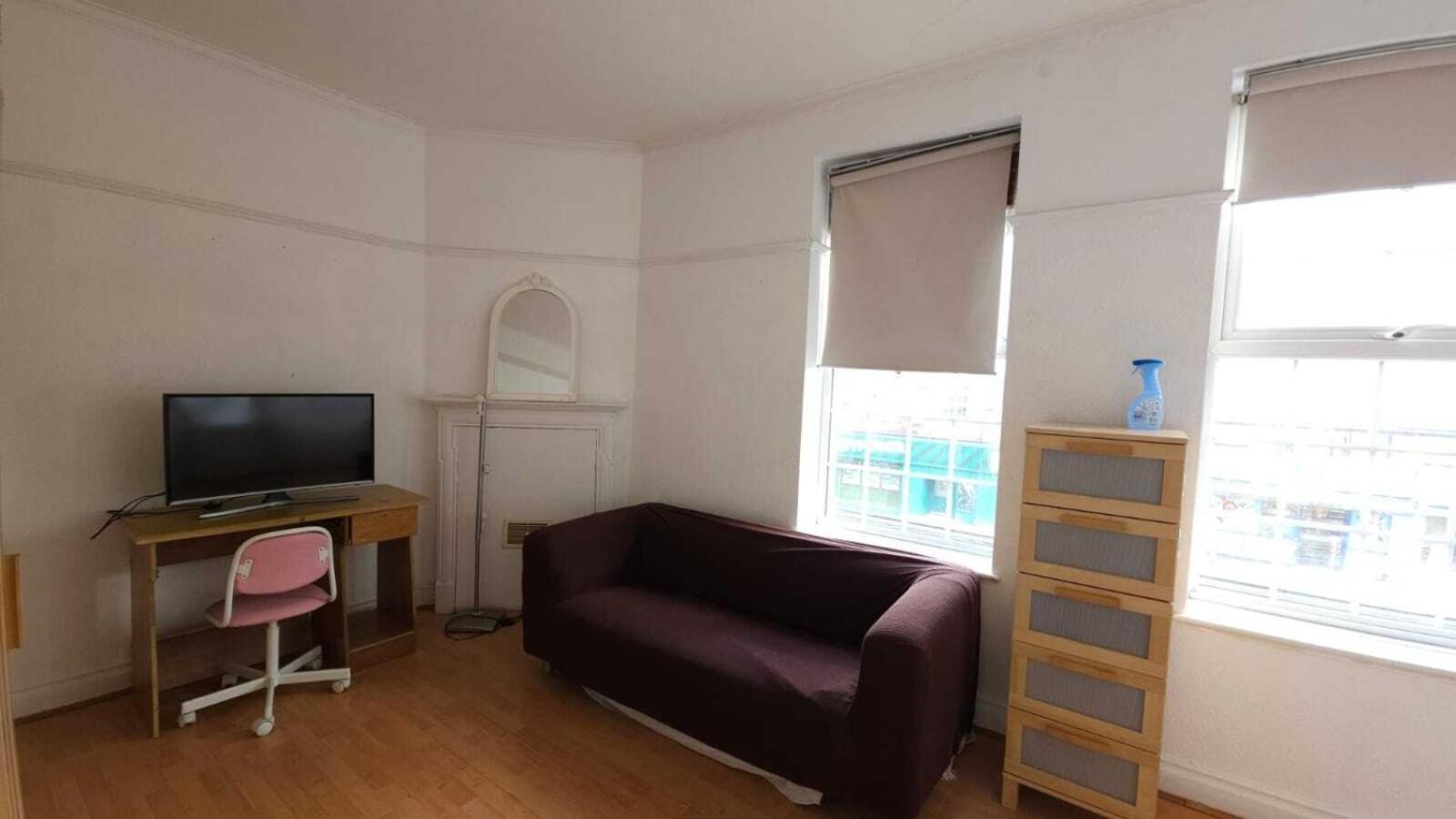 London Edgware Station Apartment Pokoj fotografie