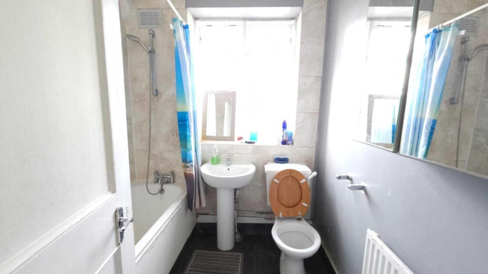London Edgware Station Apartment Pokoj fotografie