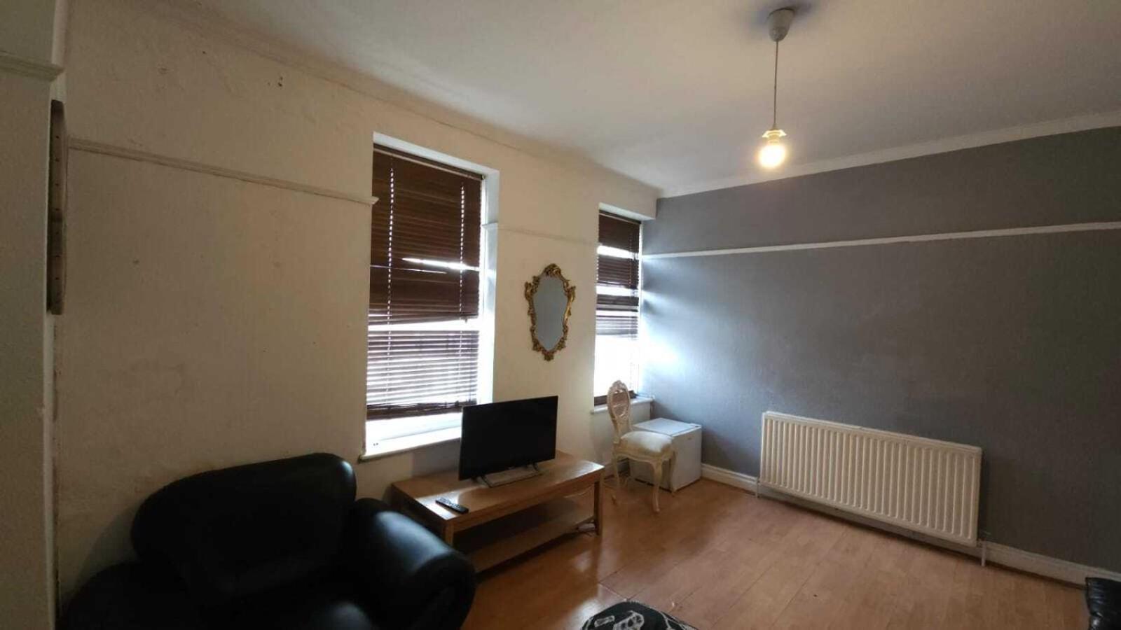 London Edgware Station Apartment Pokoj fotografie