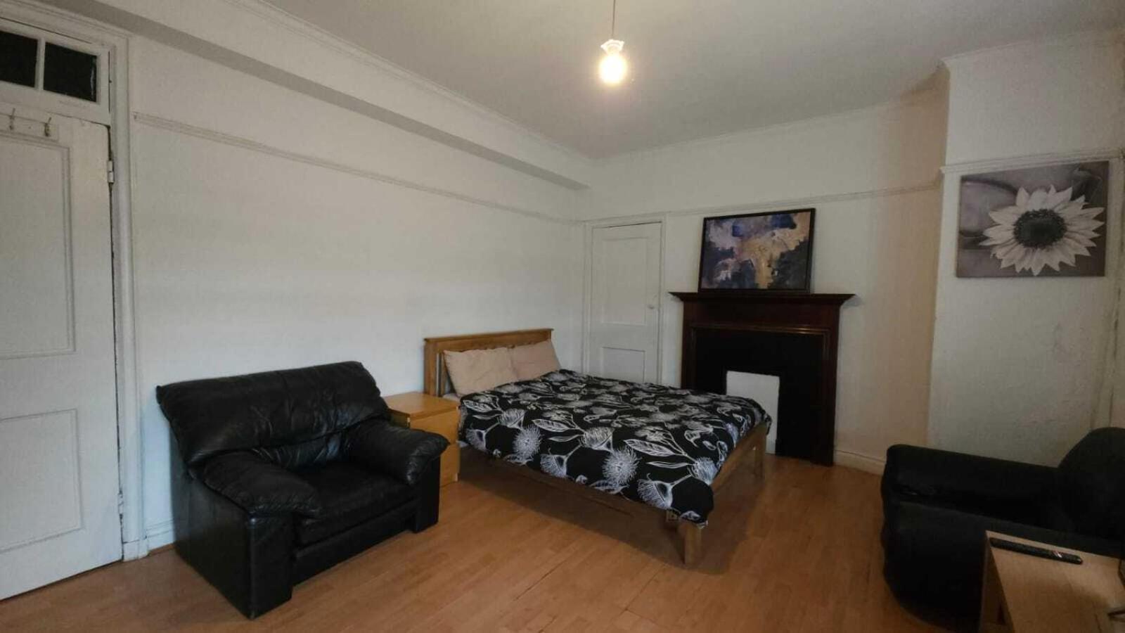 London Edgware Station Apartment Pokoj fotografie