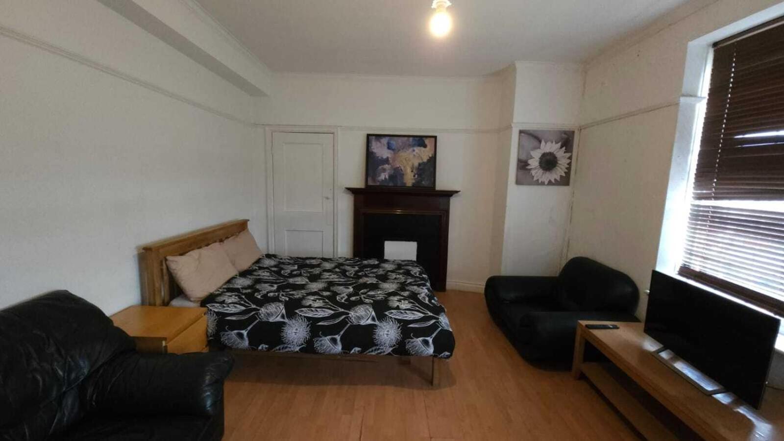 London Edgware Station Apartment Pokoj fotografie