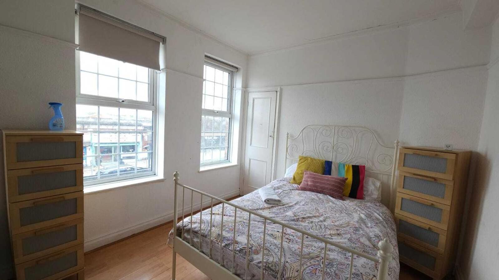 London Edgware Station Apartment Pokoj fotografie