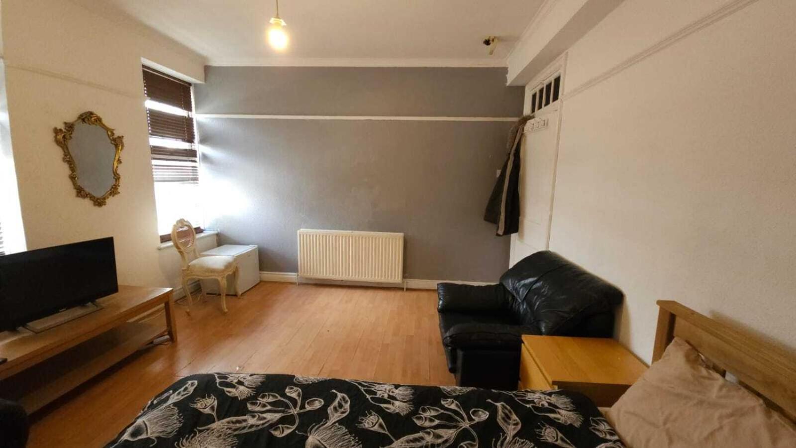 London Edgware Station Apartment Pokoj fotografie