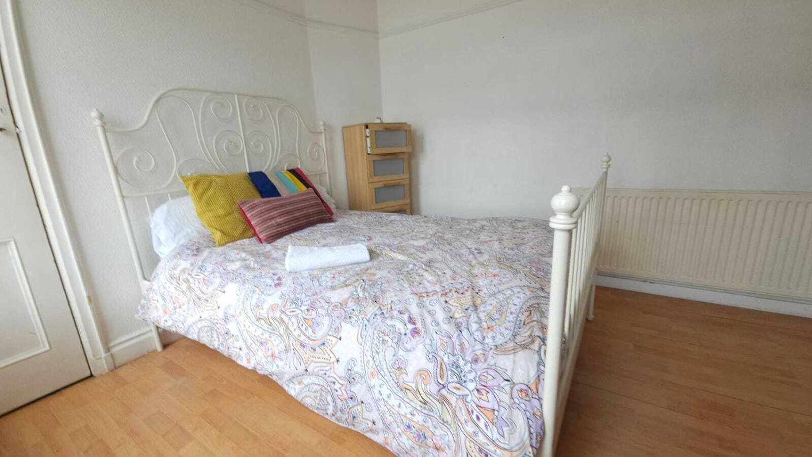 London Edgware Station Apartment Pokoj fotografie